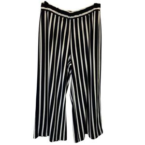 Banana Republic Women's Size Small Striped Wide Leg‎ Cropped Pull On Pants